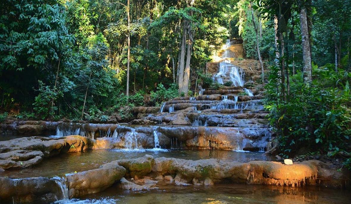 7 آبشار خروشان سرزمین رویاها؛ تایلند
