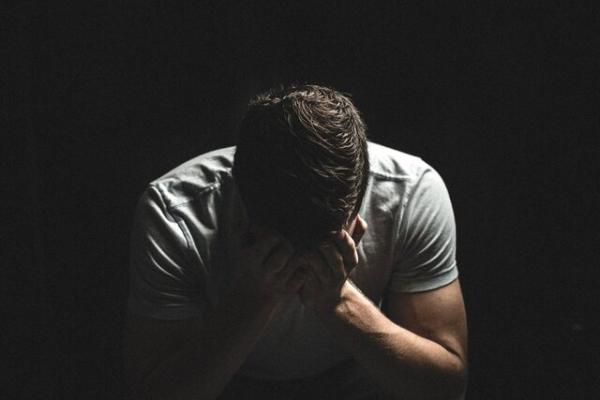 5 مشکل سلامتی ناشی از افسردگی