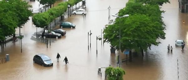 ببینید، سیلاب شدید جنوب فرانسه را بُرد